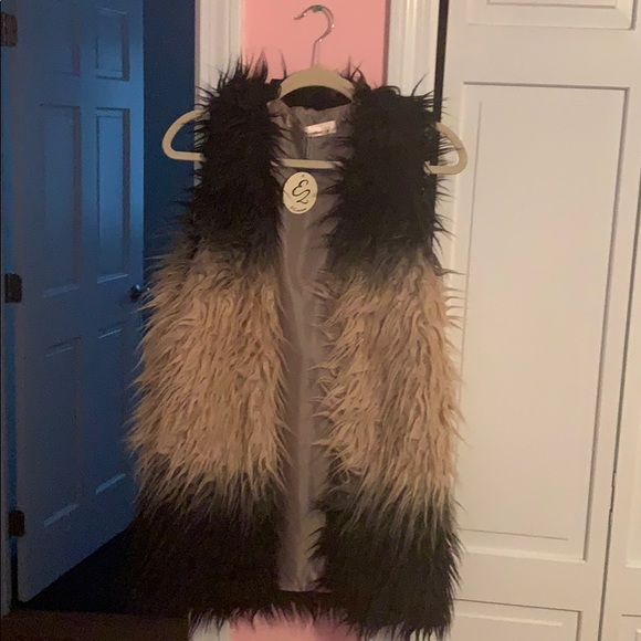 Jackets & Blazers - Fux fur vest new with tags best offer